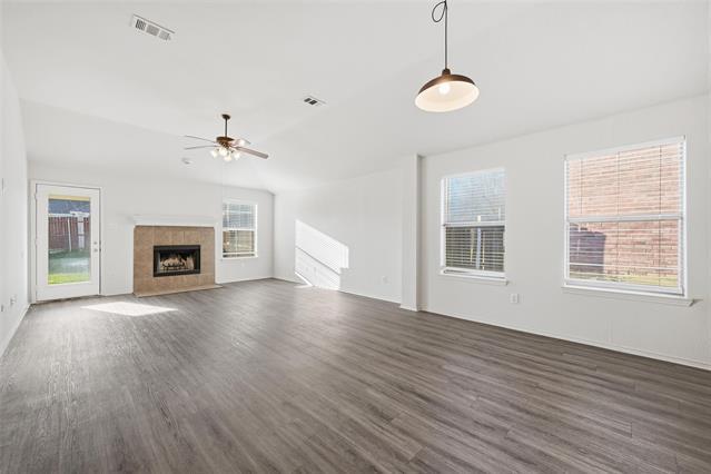 Building Photo - 518 Niagara Falls Dr