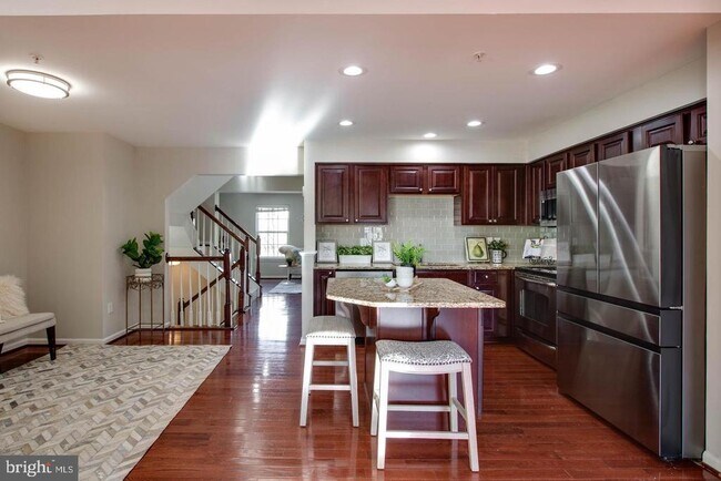 Building Photo - 7217 Maidstone Pl