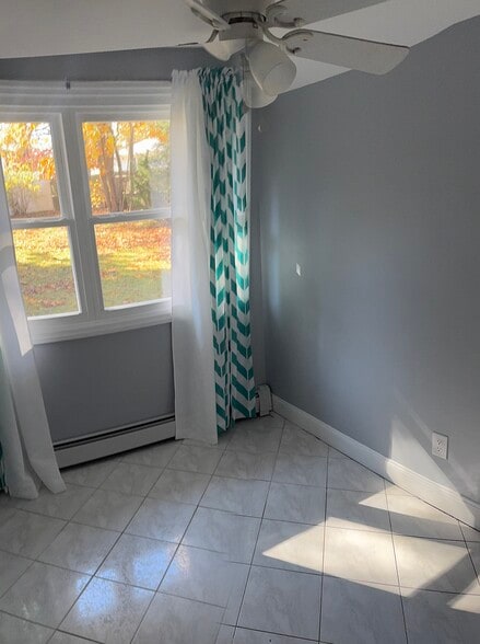 Building Photo - 165 Haverhill Ave