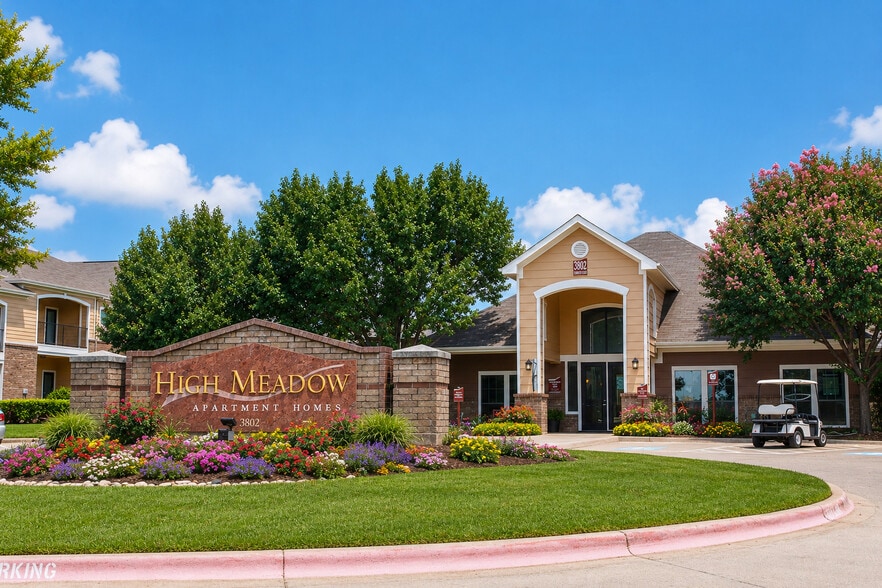 Building Photo - High Meadow Apartments