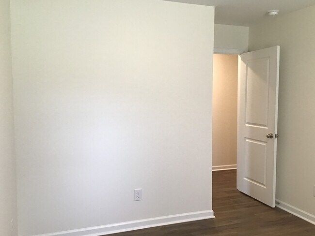 Building Photo - 1006 Jt Westfield Dr