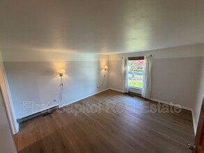 Building Photo - 8112 Pete Wiles Rd