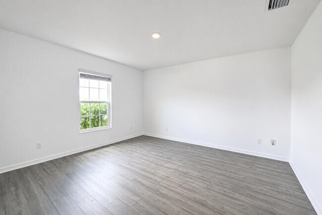 Building Photo - 5318 Imagination Dr