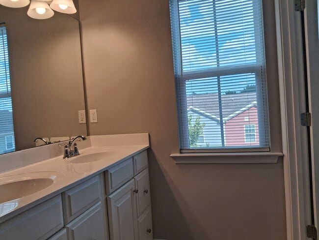 Building Photo - 4301 Saltmarsh Ln