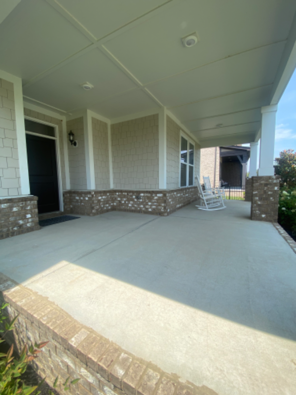 Building Photo - 1601 Drakes Creek Rd