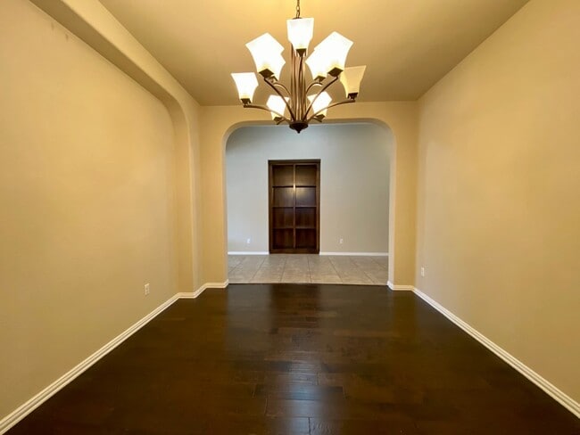 Building Photo - 7021 Spade Ranch Rd