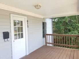 Building Photo - 615 Hamilton St