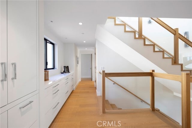 Building Photo - 130 S Bay Front