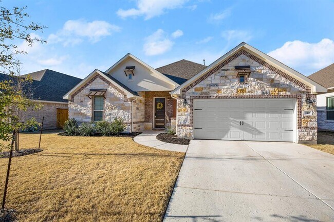 Building Photo - 120 Red Granite Rd
