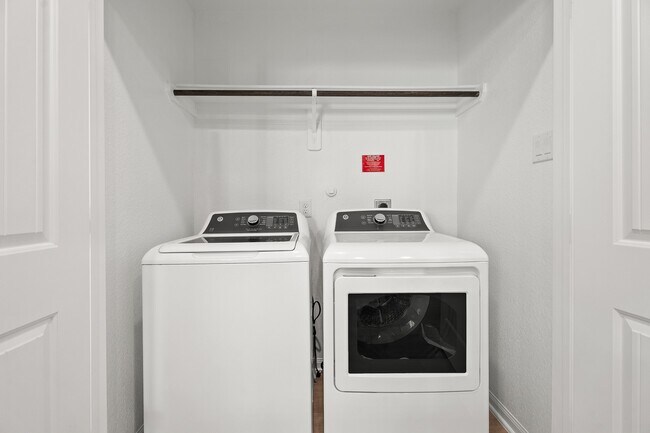 Building Photo - 5345 Basquiat Dr