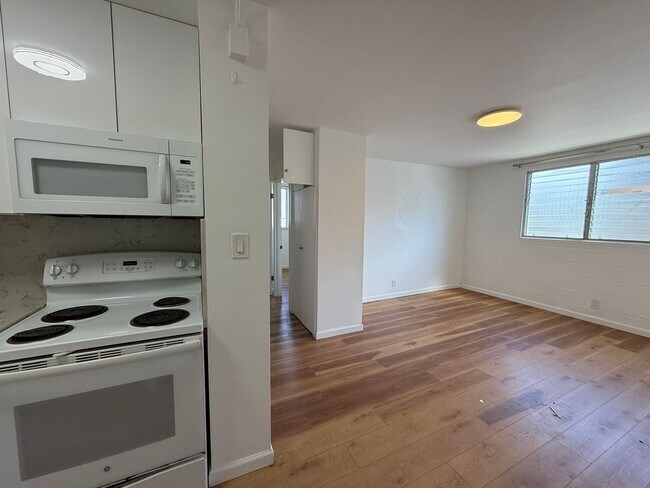 Building Photo - Iolani Terrace