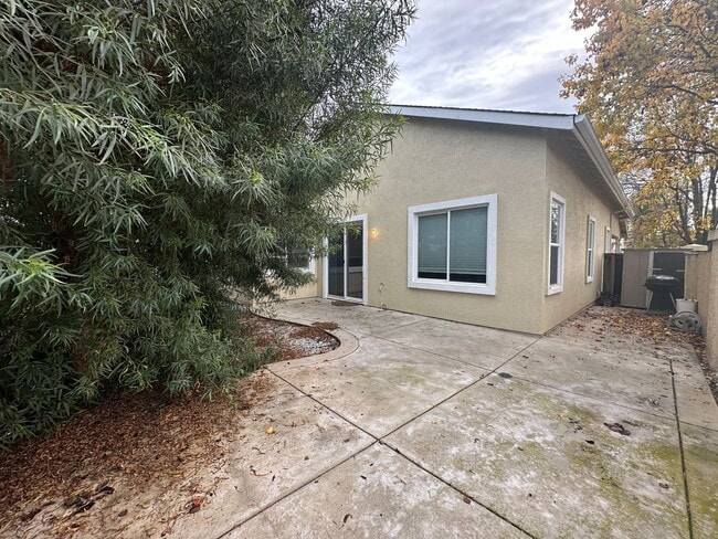 Building Photo - Single Story 3 bed, 2 bath in Brentwood Garin Ranch