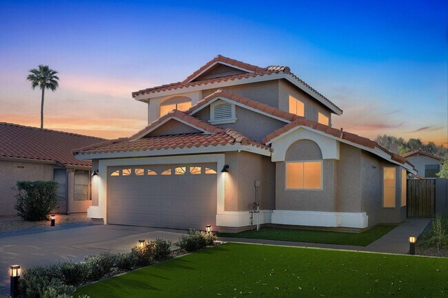 Building Photo - Spacious 4BR House in Scottsdale