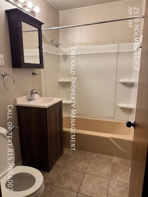 Building Photo - 2510 Holmes St