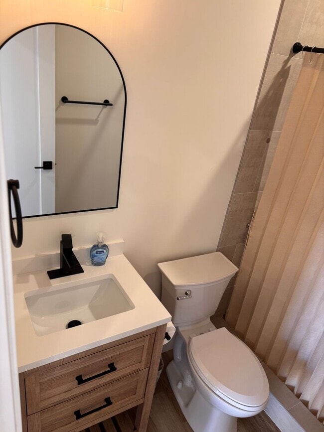 Building Photo - Brand New 2 Bedrooms 2 full baths home, AD...