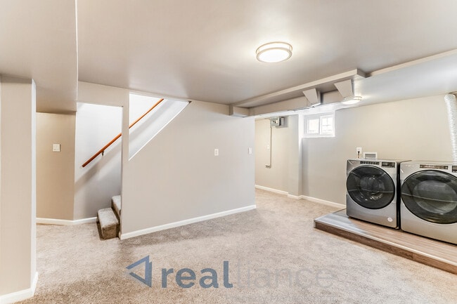 Building Photo - 2413 Chapman Rd