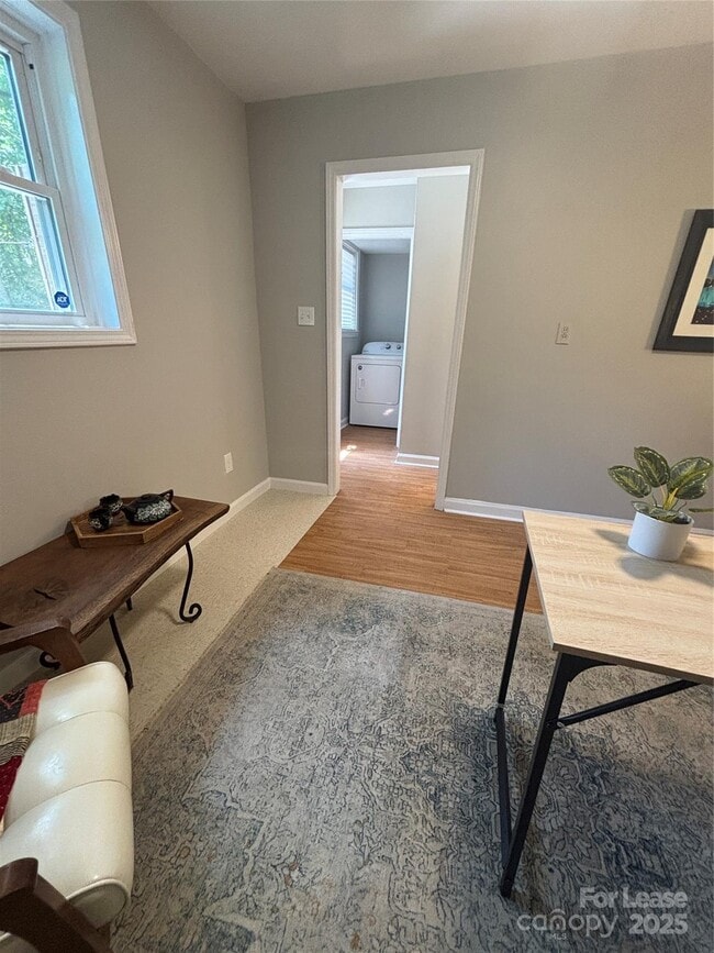 Building Photo - 4014 Sulkirk Rd