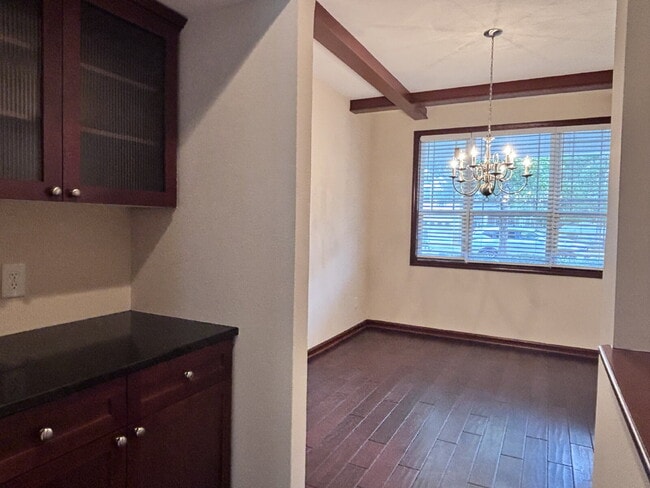 Building Photo - 3244 Groveshire Dr