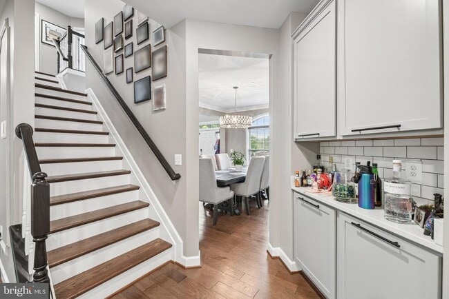 Building Photo - 10400 Del Ray Ct