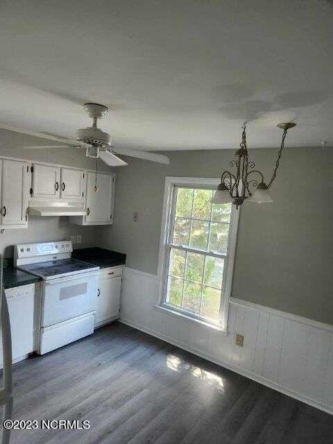 Building Photo - 114 King George Ct