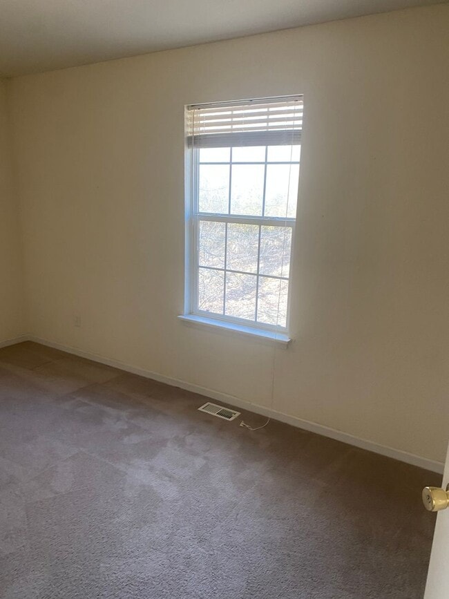 Building Photo - 4901 Kirk Hill Rd