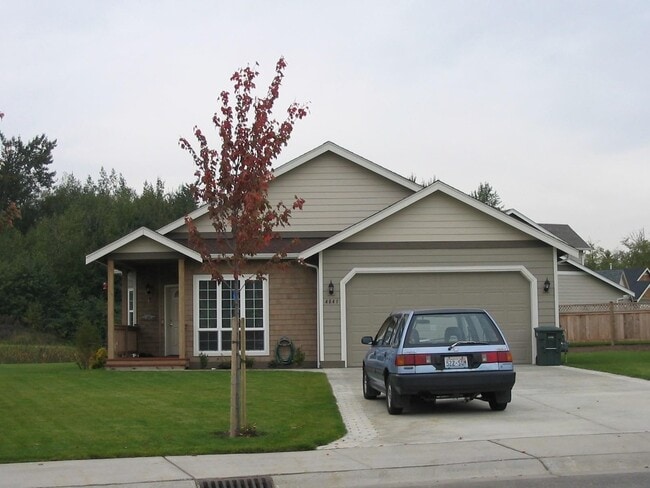 Primary Photo - Beautiful Home Located in Cordata Neighbor...