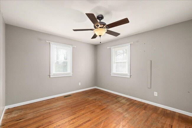 Building Photo - Charming, recently renovated 3-bed, 2.5 bath Ranch for rent in Milford, $2,200/month. Available e...