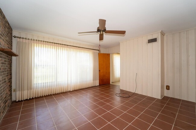Building Photo - 61 Avista Cir