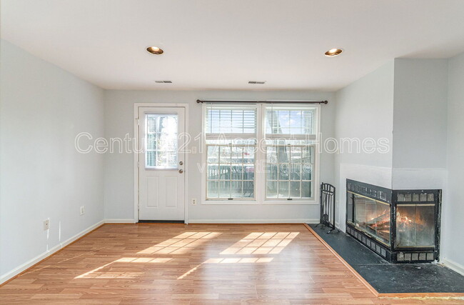 Building Photo - 5028 9th St S