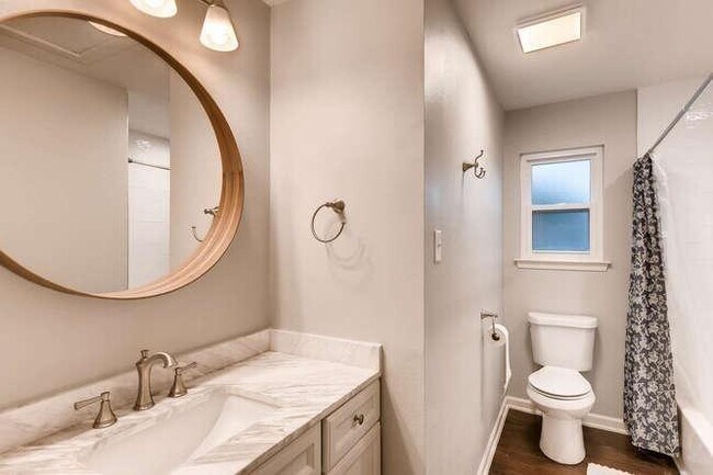 Building Photo - 5313 Indio Dr