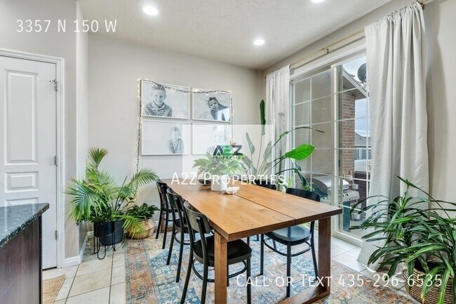 Building Photo - 3357 N 150 W