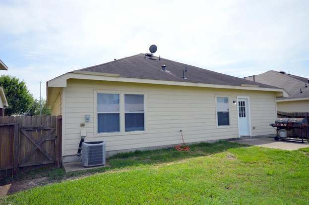 Building Photo - 8707 Farm Ridge Ln