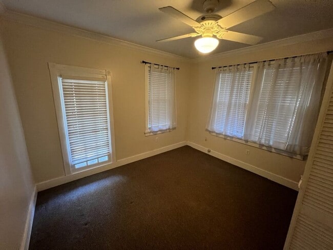 Building Photo - Location!  Location!  Adorable 2 bedroom, 1 bath home near Zachary High