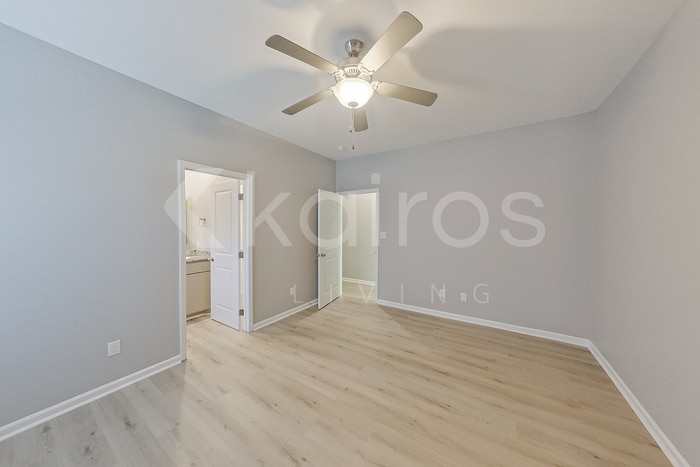 Building Photo - 2216 Perry St