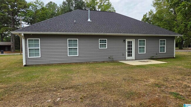 Building Photo - 1865 Deborah Dr