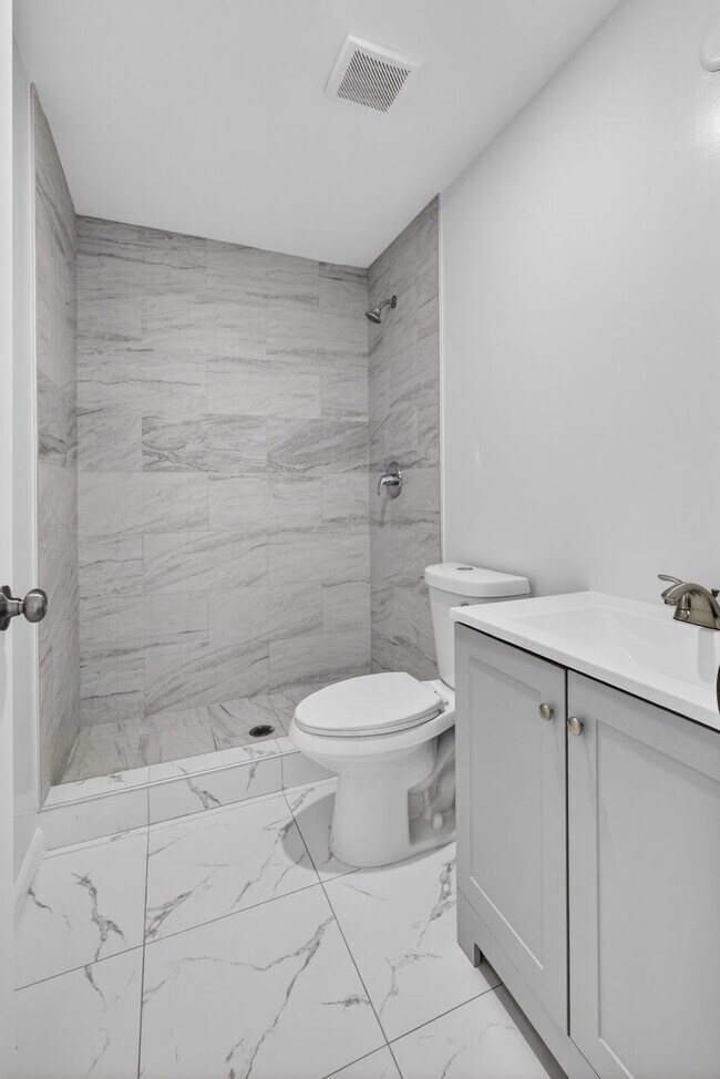 Building Photo - 3255 Avenue J