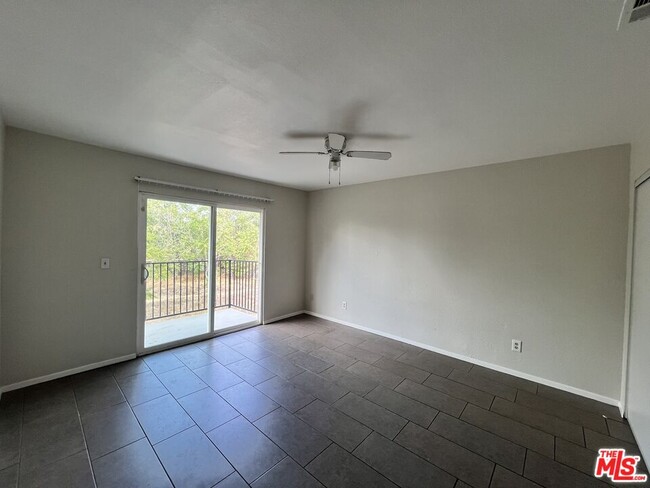 Building Photo - 26416 San Jacinto St