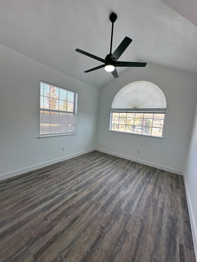 Building Photo - 1229 Diamond Cove Pl