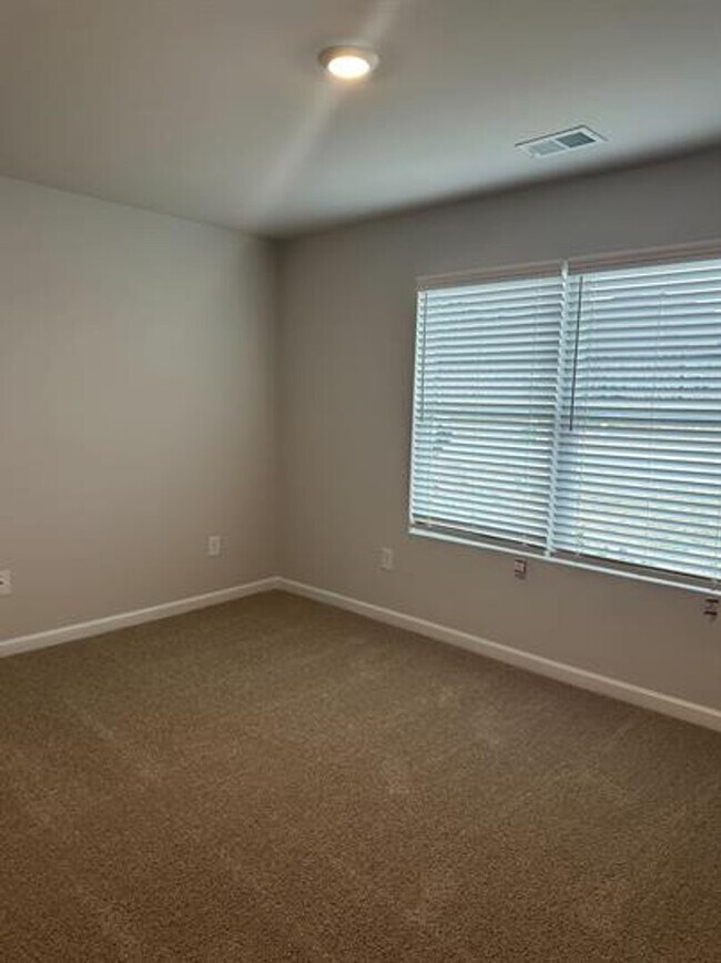 Building Photo - Modern Living in Odenville | 3BR/2BA