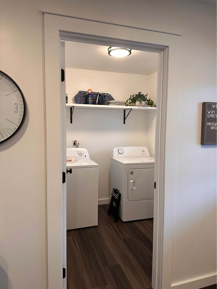 laundry room - 137 Lebanon Rd