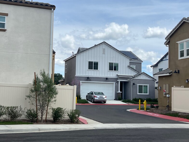 Primary Photo - 12357 Van Gogh Pl