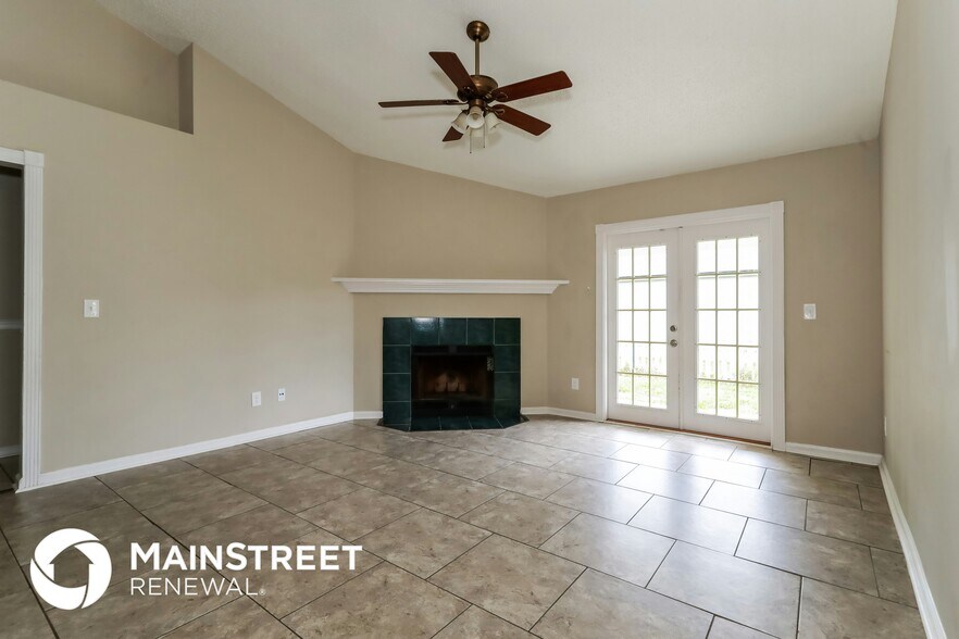 Building Photo - 1864 Sheraton Lakes Cir