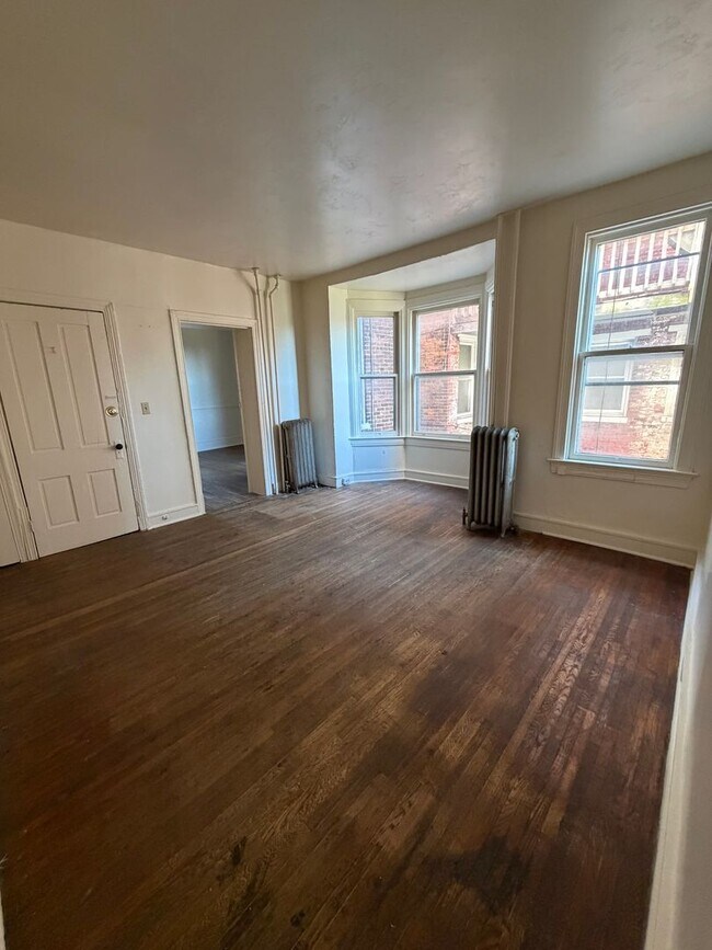 Building Photo - 210 S Duke St