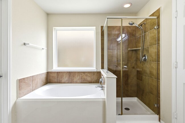 Building Photo - 15002 Miller Meadows Ln