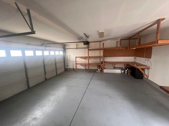 Building Photo - Move-In Ready Home in a Desirable Buellton Neighborhood