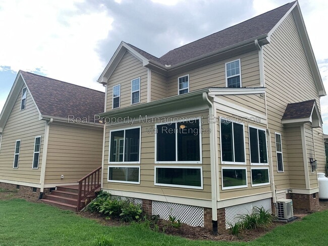 Building Photo - 1005 Hadley Meadows Dr