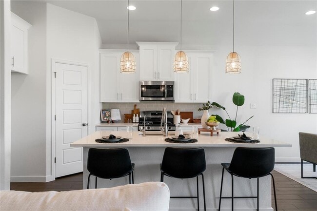 Building Photo - 2021 Josiah Cv