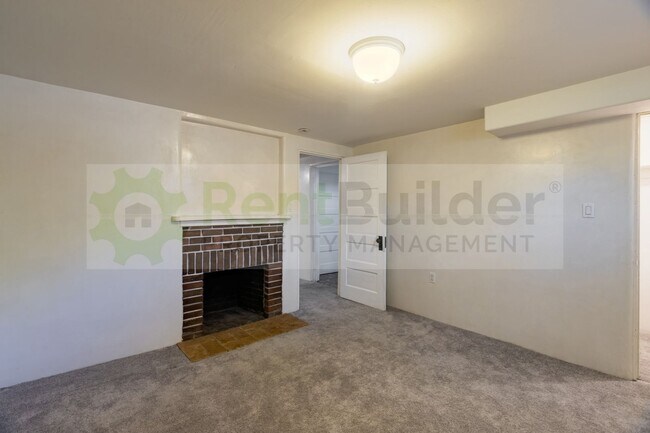 Building Photo - CALL US TODAY AT (505) 892-4400 TO SCHEDULE A CONVENIENT SHOWING