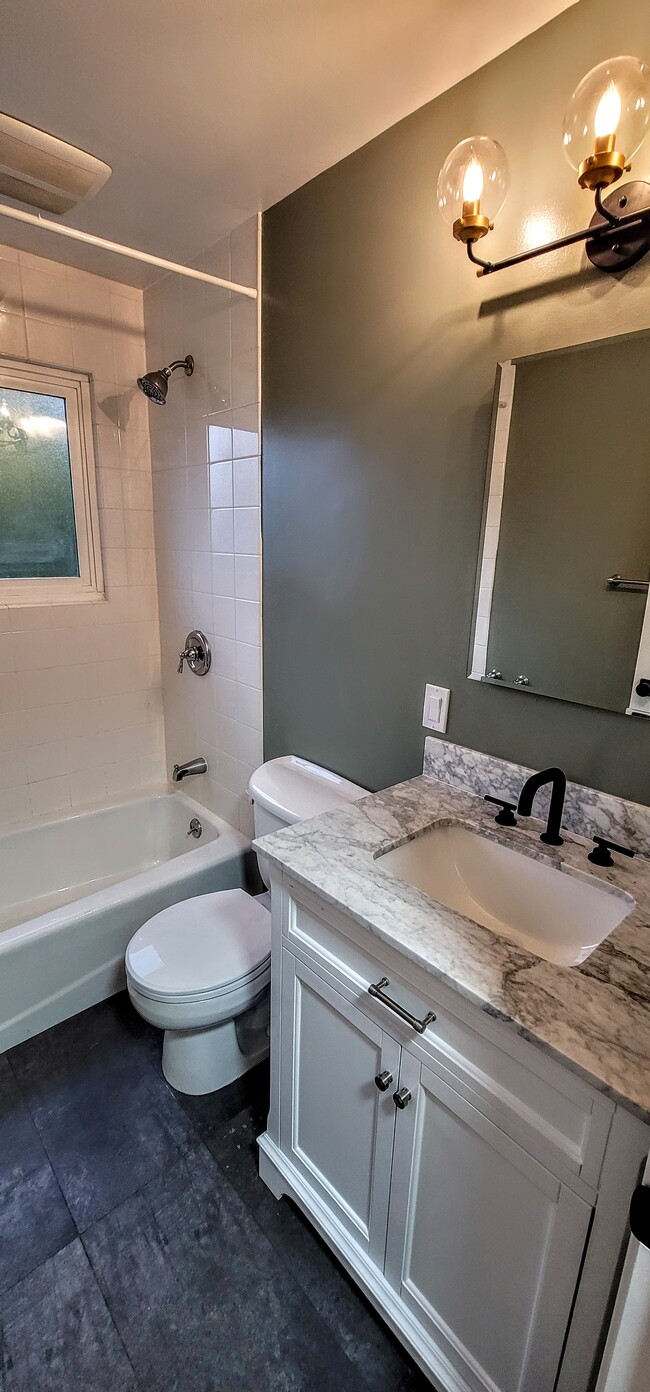 Building Photo - Island Lanai