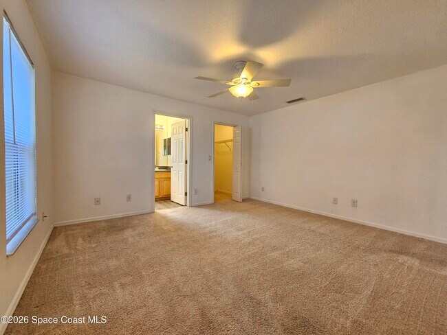 Building Photo - 857 Buchanan Ave SE